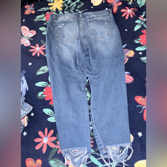 Distressed Blue Jeans - Picture 4 of 5